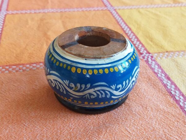 Indian Ashtray: Handmade Wooden Home Accessory - Collectable Traditional Art - Image 4